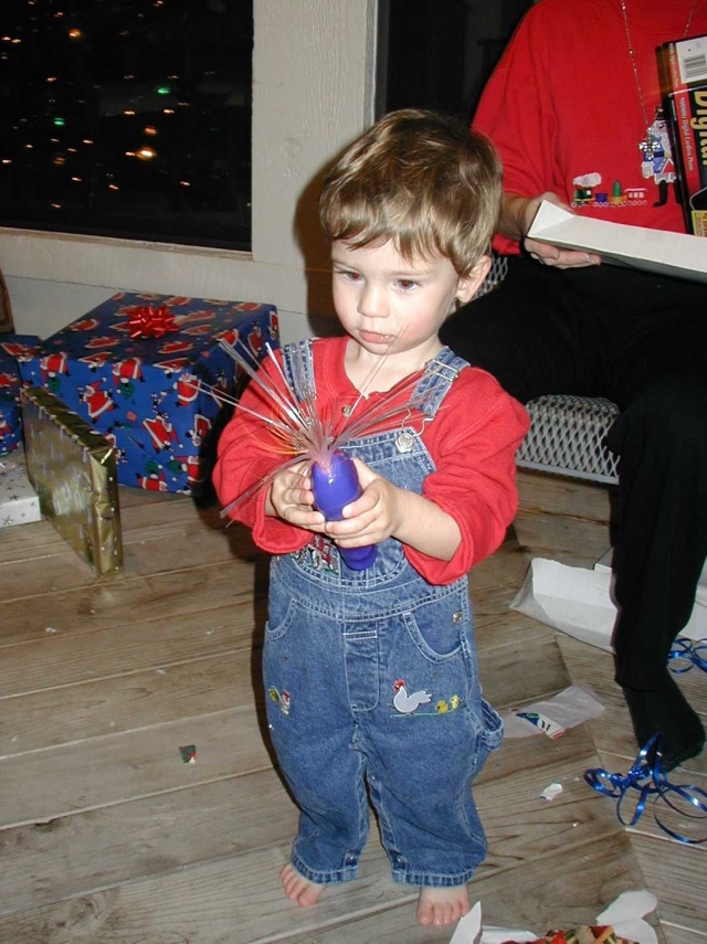 Hildebrand Christmas ScreenSaver/640x480_2002-12-24 Christmas Eve 45.jpg